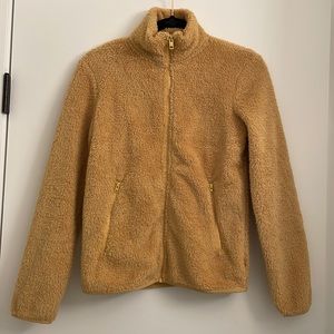 ✨ Aritzia TNA | The Teddy Mock Neck Zip Up Jacket XXS | Cairo Gold (yellow) 💛
